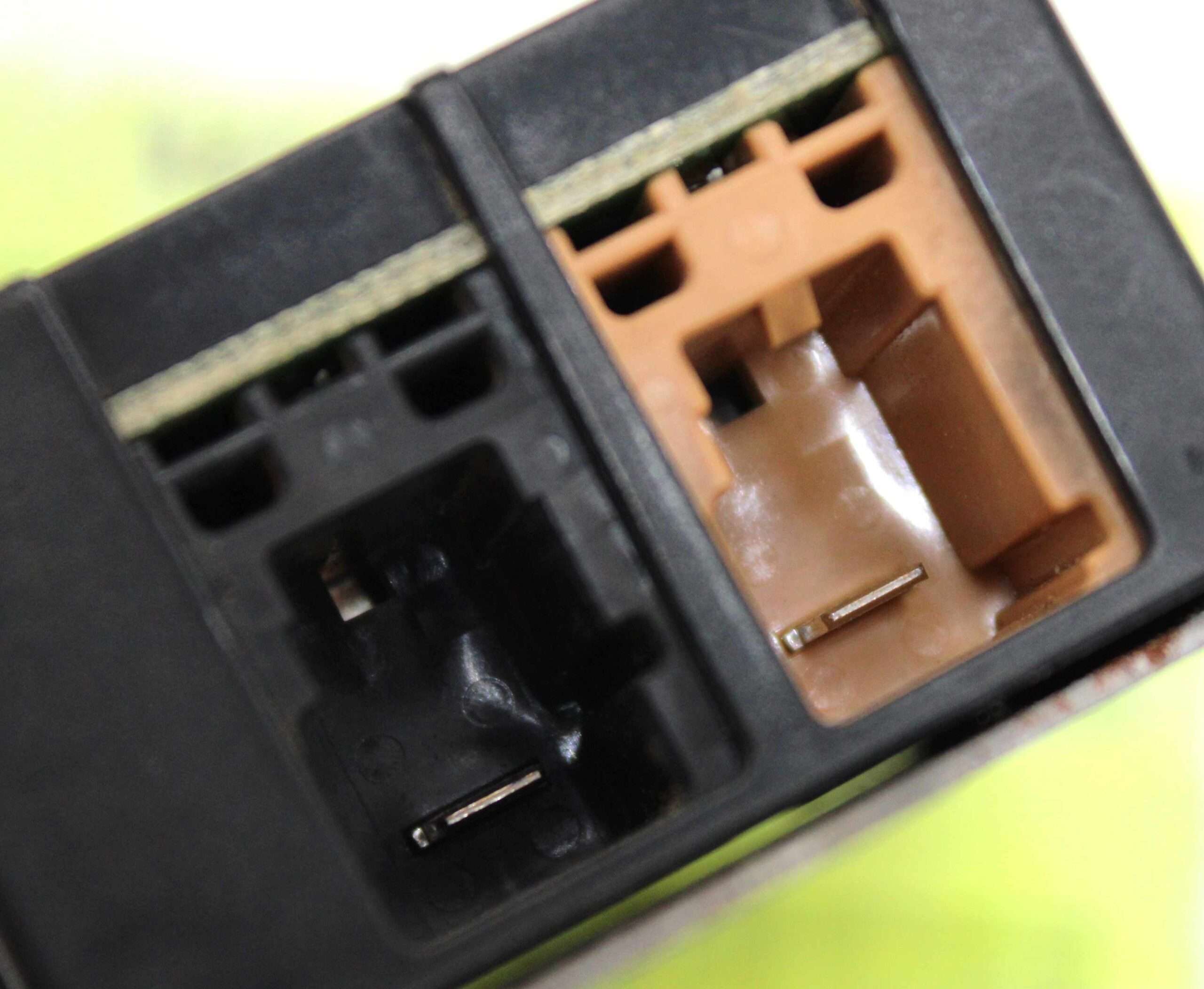 Amplificador de Antena Volkswagen Golf - foto 4