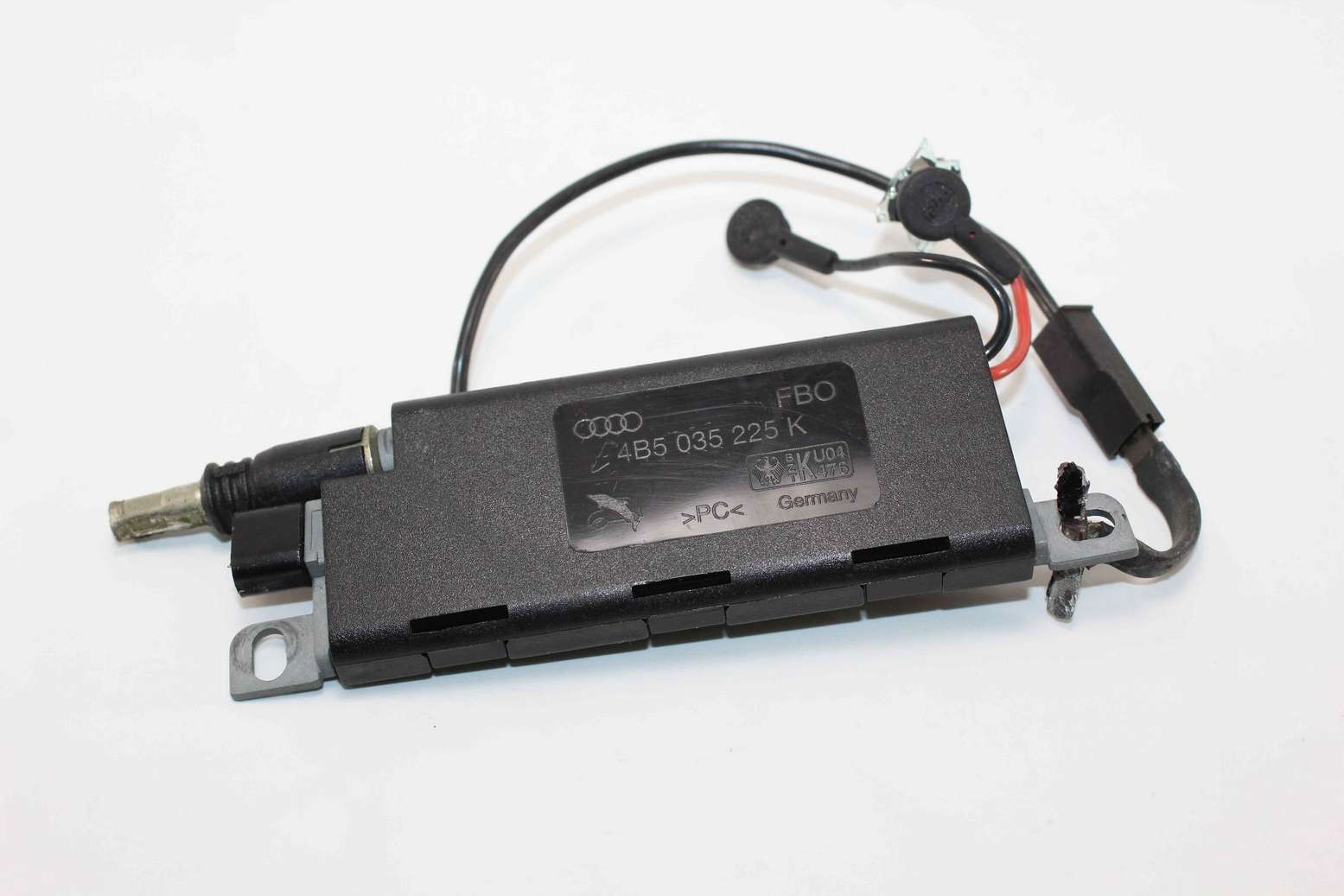 Amplificador de antena Audi A6 4B 4B5035225K 4B5 035 225 K - foto 1