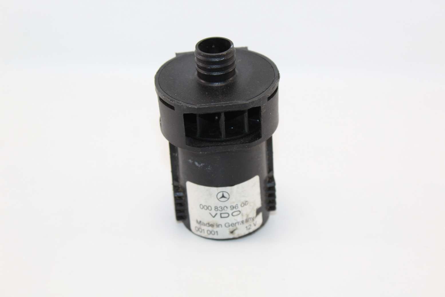 Sensor de temperatura Mercedes W124 0008309608 000 830 96 08 - foto 1