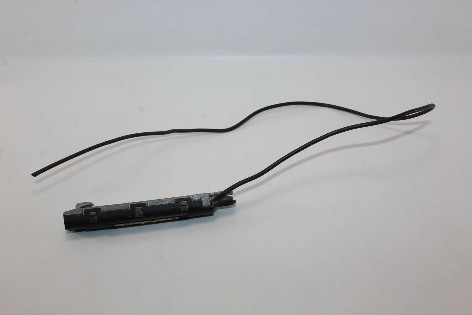 Antena de amplificador VW Golf 1K6035577H 1K6 035 577 H AS4IT0604 AS4 IT 06/04 - foto 1