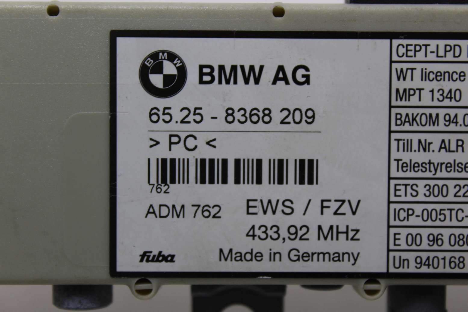 Amplificador de antena BMW E46 65258368209 65.25-8368 209 - foto 2