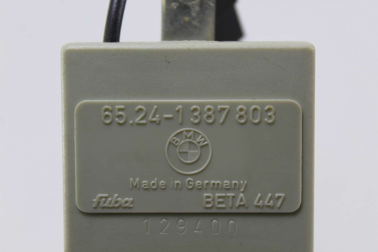 Amplificador de antena BMW E36 65241387803 65.24-1 387 803 - foto 2