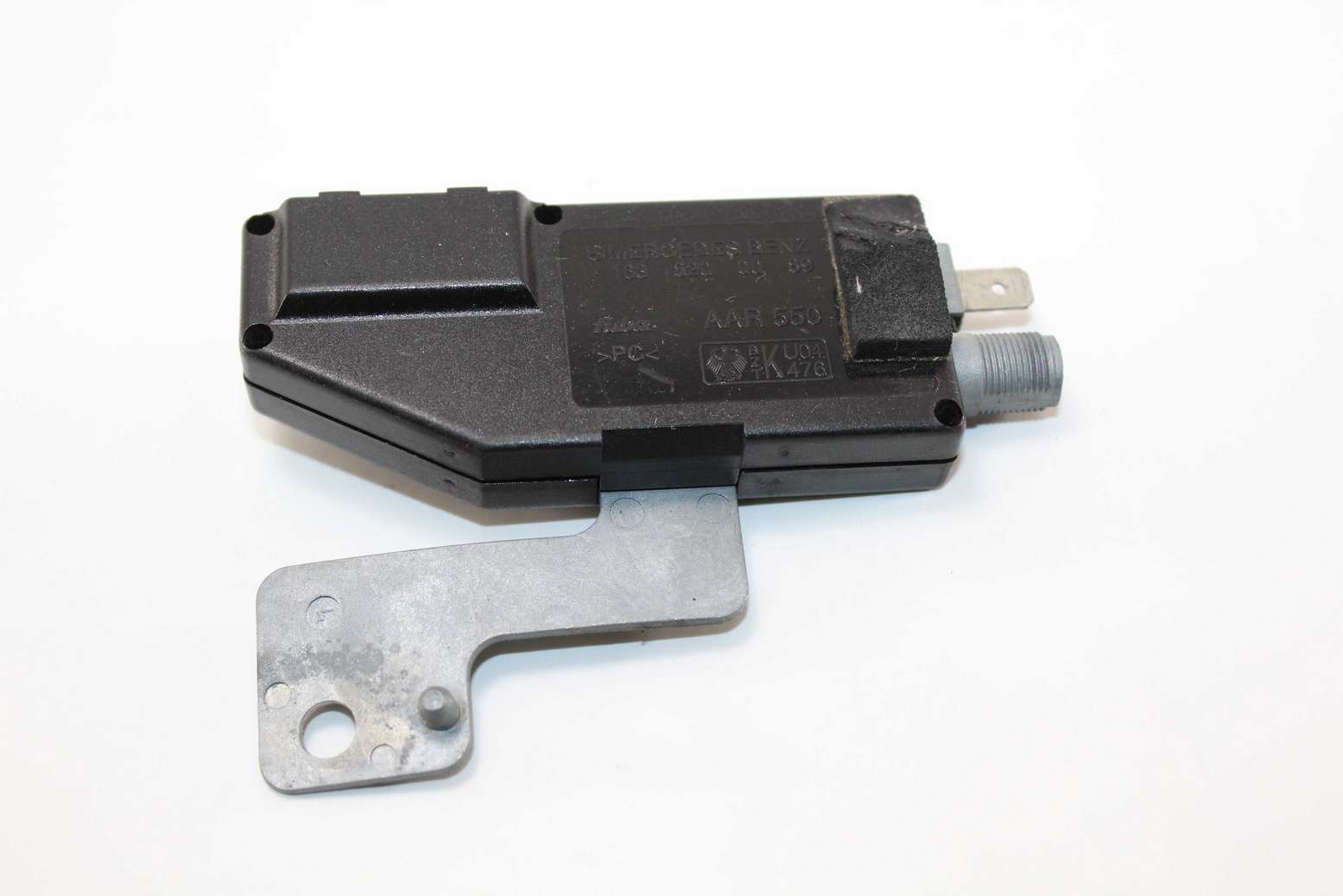 Amplificador de antena Mercedes W163 1638200089 163 820 00 89 - foto 1