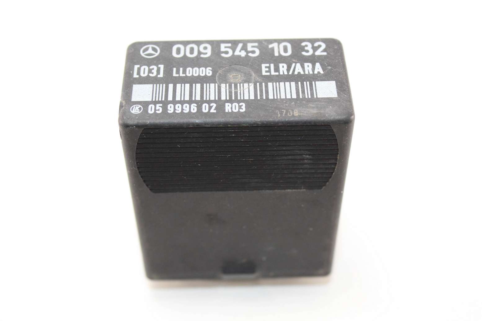 Relé de combustible Mercedes W124 0095451032 009 545 10 32 LK 05999602 05 9996 02 - foto 1