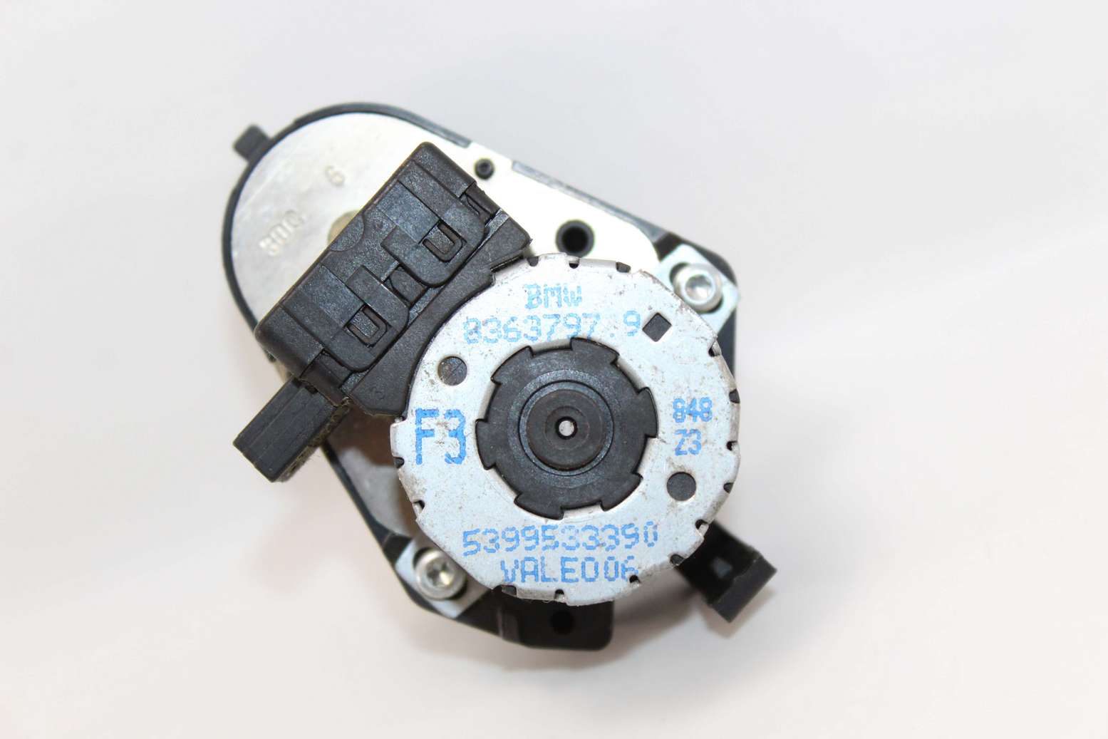 Servomotor de calefaccion BMW X5 E39 E53 8363797 83637979 Valeo 5399533390 - foto 1