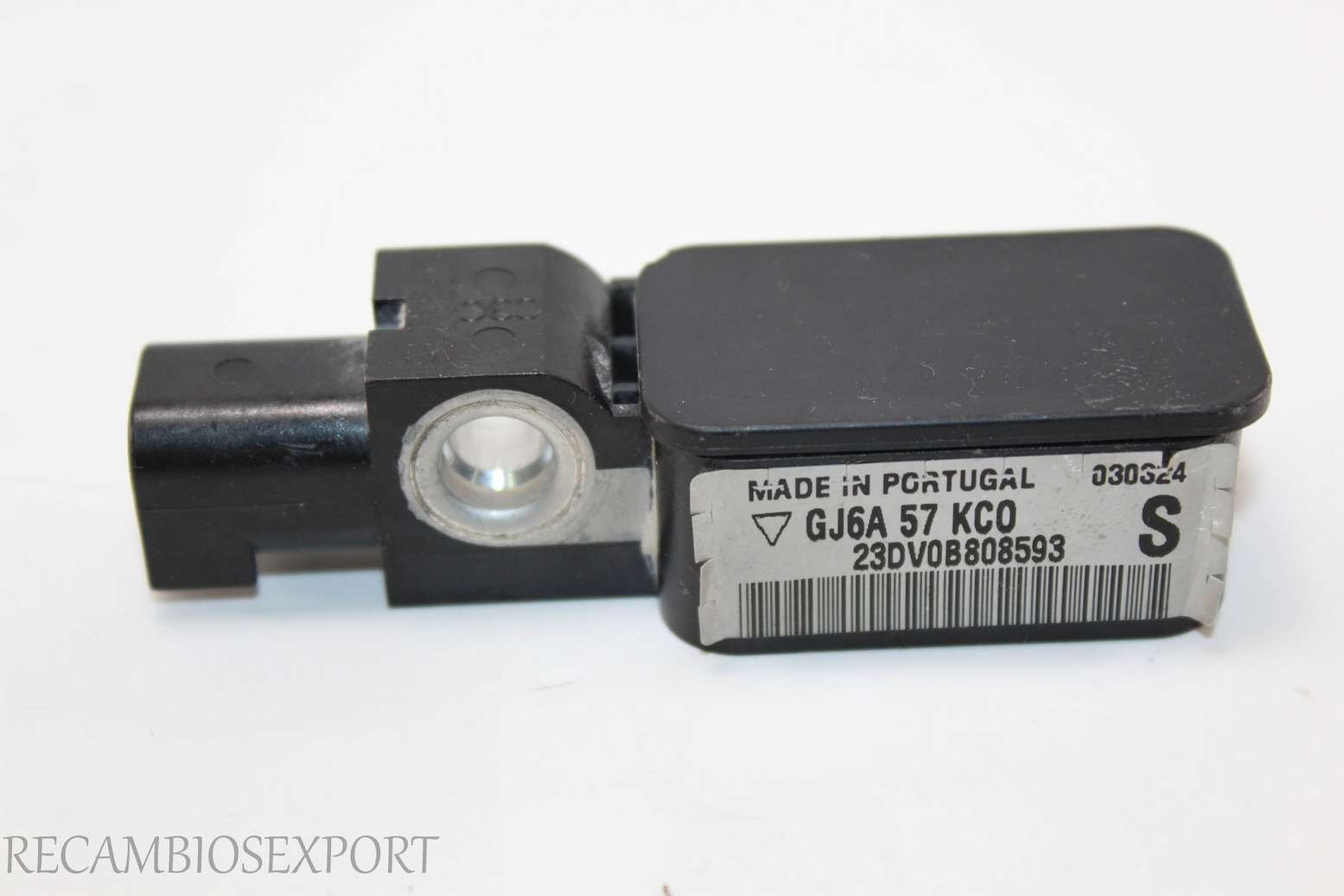 Sensor de airbag Mazda 6 GJ6A57KCO GJ6A 57 KCO GJ6A57KC0 GJ6A 57 KC0 - foto 1