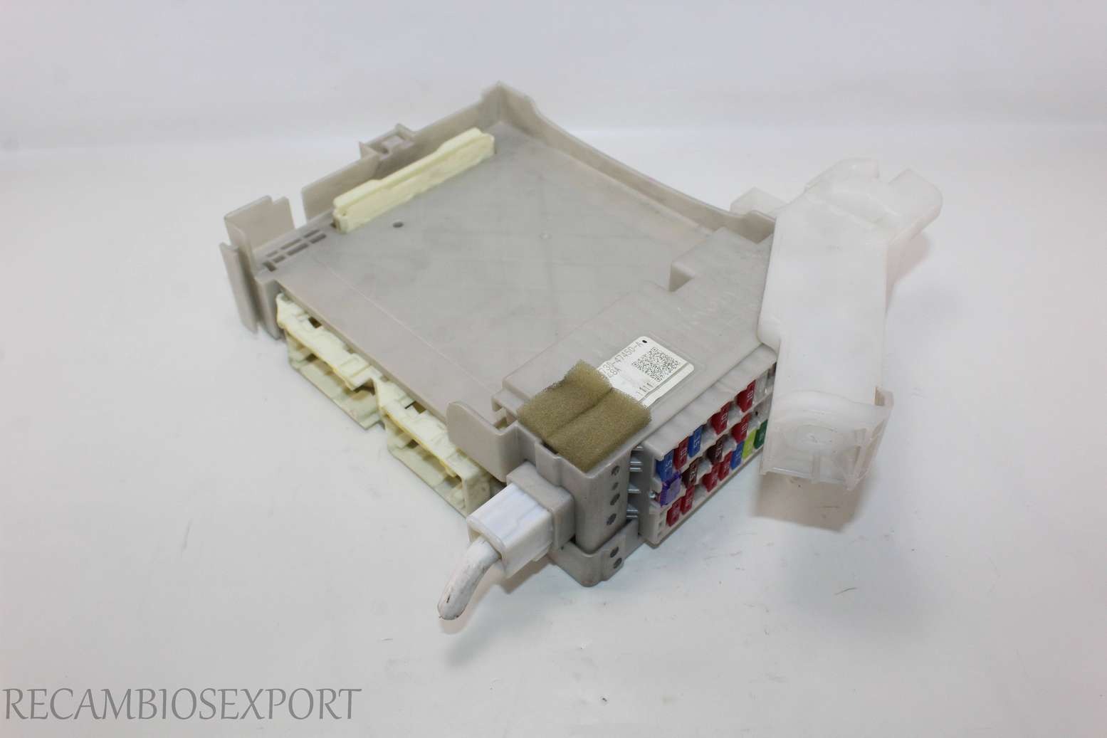 Caja de fusibles Toyota Prius 8273047450A 82730-47450-A - foto 1