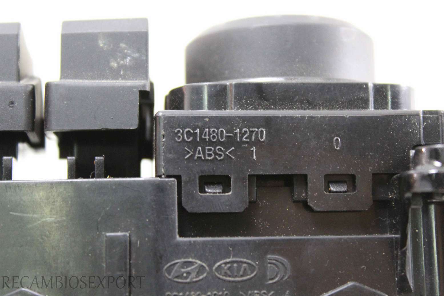 Interruptor de retrovisores Hyundai Tucson 93573D3000 93573-D3000 TMR01 R9D0760 3C14801270 3C1480-1270 3C14801210 3C1480-1210 - foto 3