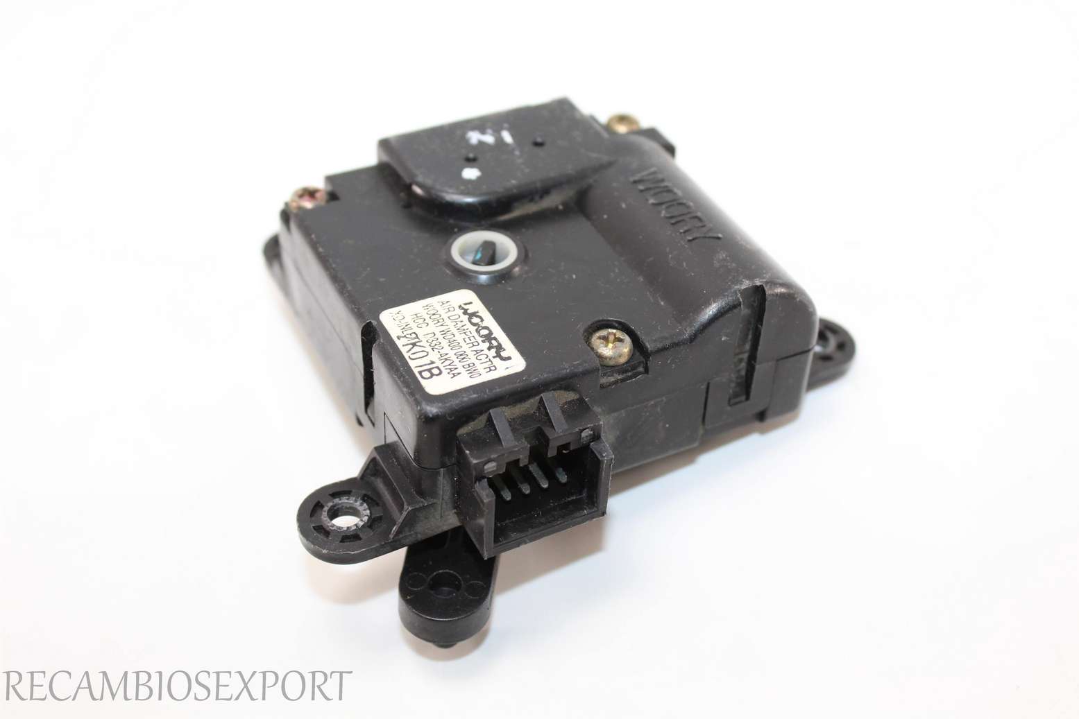 Servomotor de calefaccion Hyundai Coupe D332AKYAA D332-AKYAA - foto 1