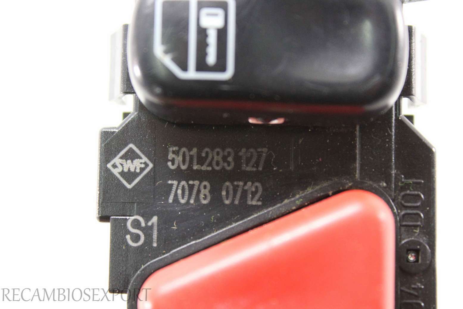 Interruptor de emergencia Mercedes W202 2088200310 208 820 03 10 501283127 501.283 127 70780712 7078 0712 SAEQC94 SAE QC 94 DOT - foto 3