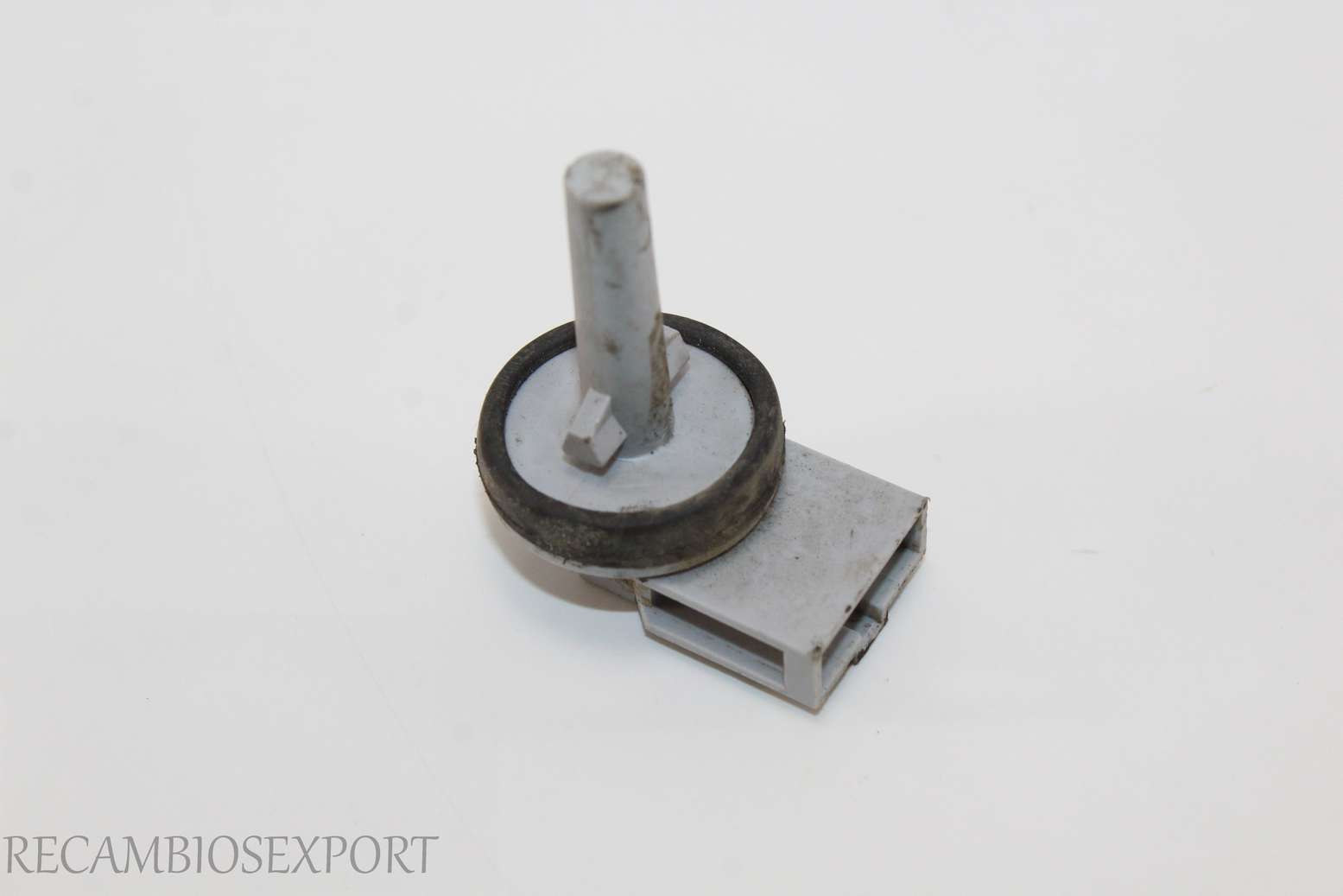 Sensor de temperatura Audi A6 Skoda Superb VW Golf 1J0907543A 1J0 907 543 A Hella - foto 1