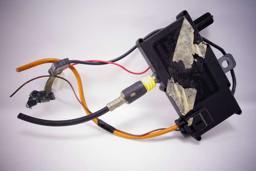 Amplificador de antena Peugeot 607 9637564680 - foto 1
