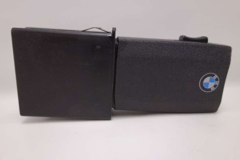 Guantera BMW E60 E61 61138352336 61.13-8 352 336 - foto 1