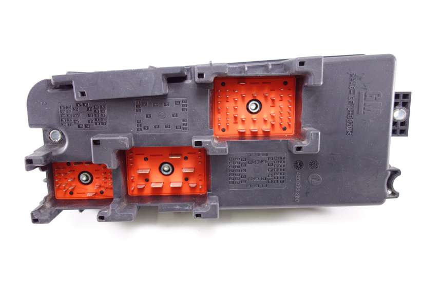 Caja de fusibles Opel Vectra 13240247 13 240 247 519181101 460023260 JJ - foto 4