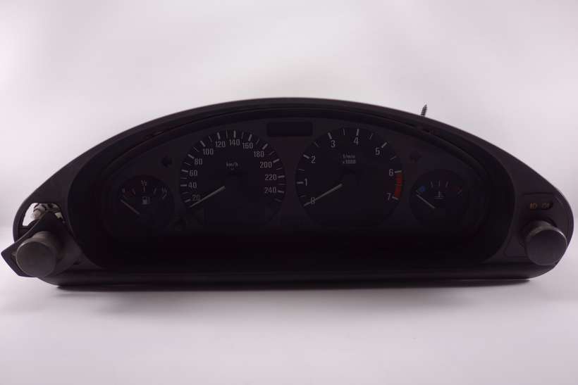 Cuadro de instrumentos BMW E36 62118371552 62.11-8 371-552 VDO 110008645033A 110.008.645/033 A - foto 1