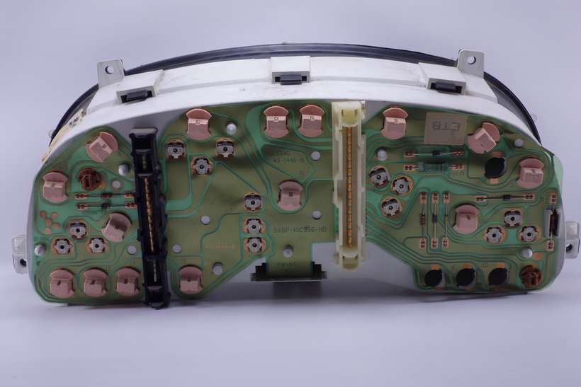 Cuadro de instrumentos Ford Mondeo 98BB10849ETB 98BB-10849-ETB - foto 3
