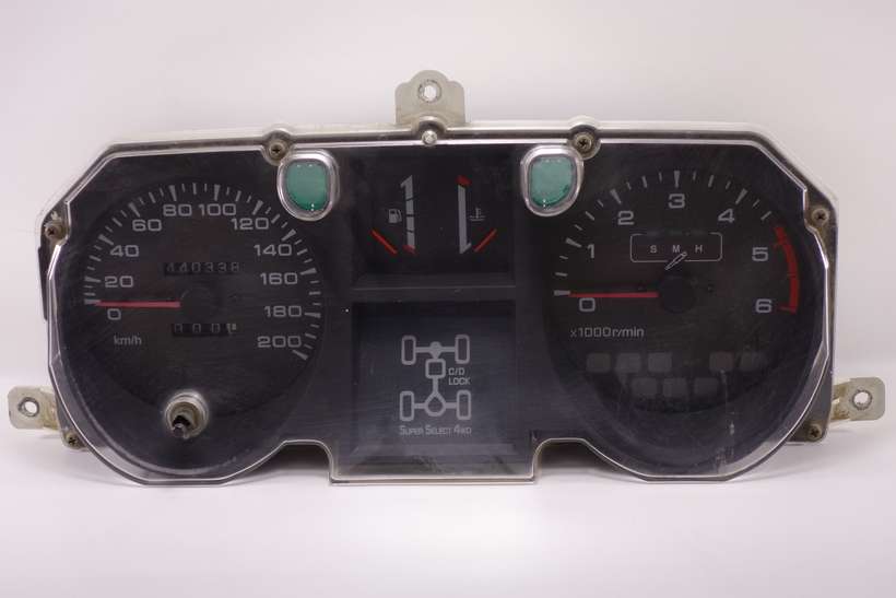Cuadro de instrumentos Mitsubishi Pajero Montero MR298409 MR29 8409 - foto 1
