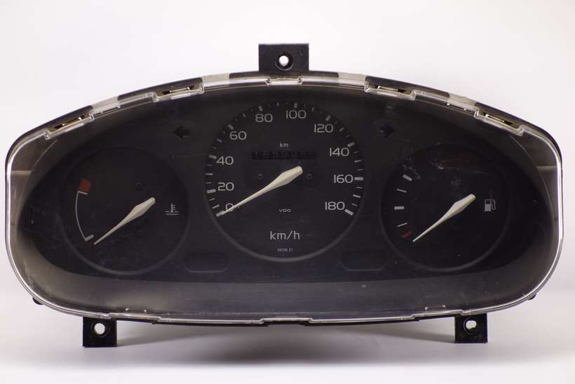 Cuadro de instrumentos Nissan Micra 248105F564 248105F564 81117869 81 117 869 - foto 1