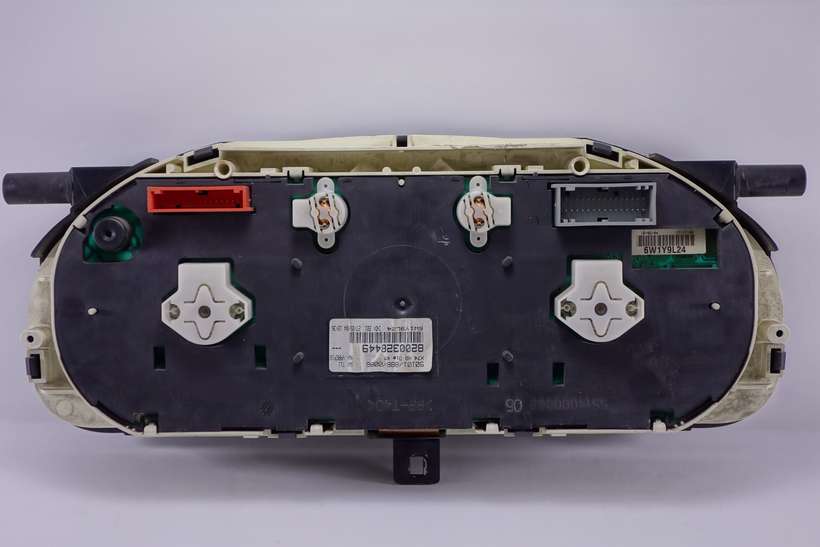 Cuadro de instrumentos Renault Laguna 8200328449 501018880086 50101 888 0086 6W1Y9L24 - foto 3