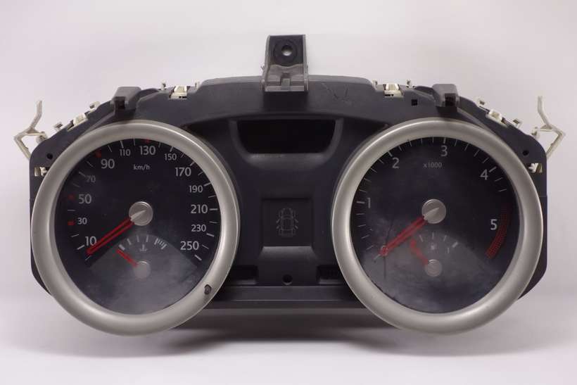Cuadro de instrumentos Renault Megane 8200399695B 8200399695-B 2RPF14B115AQ 2RPF-14B115-AQ - foto 1