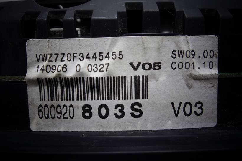 Cuadro de instrumentos Volkswagen Polo 6Q0920803S 14090600327 140906 0 0327 VDO 110080320029A 110 080 320 029A - foto 4