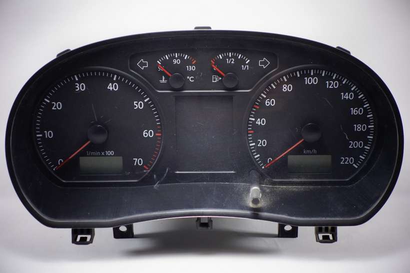 Cuadro de instrumentos Volkswagen Polo 6Q0920803S 14090600327 140906 0 0327 VDO 110080320029A 110 080 320 029A - foto 1