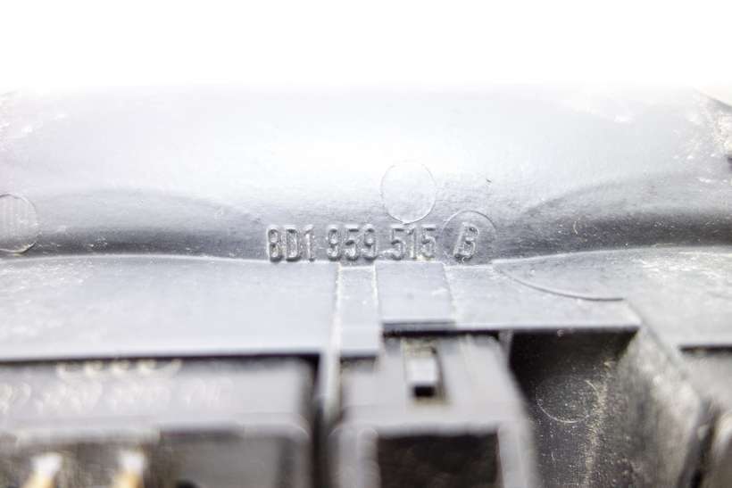 Interruptor de elevalunas Audi A4 8D1959515B 8D1 959 515 B 4D09598550IC 4D0 959 855 0IC - foto 2