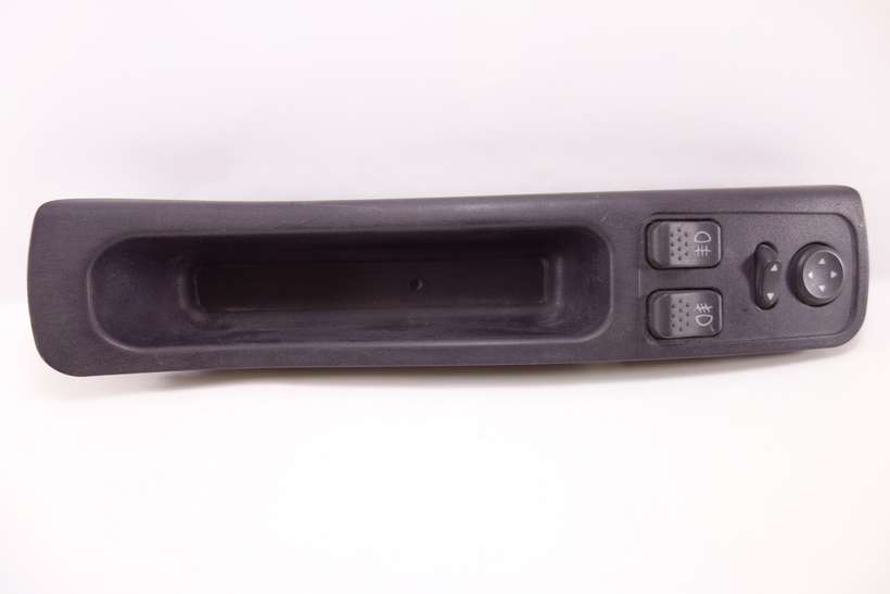 Interruptor de elevalunas Alfa Romeo 156016100 A223 - foto 1