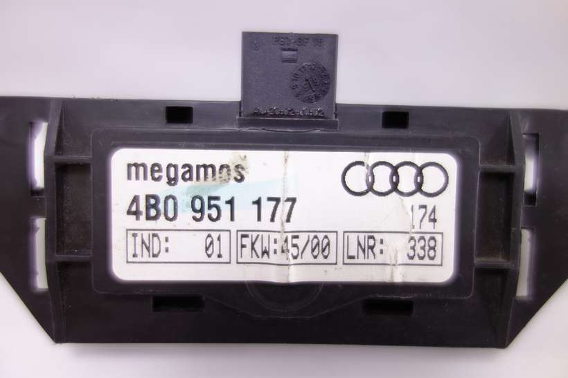 Sensor de alarma Audi A6 C5 4B 4B0951177 4B0 951 177 IND 01 - foto 2