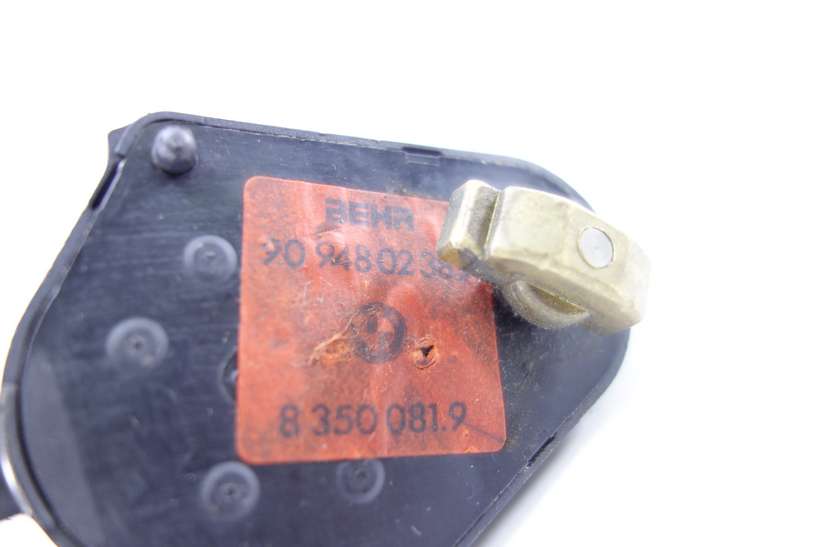 Servomotor de calefaccion BMW E34 E32 E36 83500819 8 350 081.9 9094802385 90 948 02 385 Bosch 0132800006 0 132 800 006 - foto 3