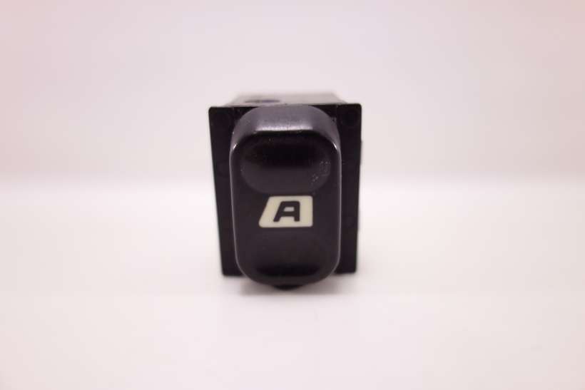 Interruptor de elevalunas M2072 - foto 1