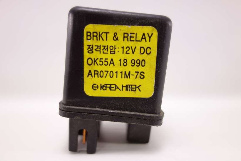 Relé Kia Sedona OK55A18990 OK55A 18 990 AR07011M7S AR07011M-7S - foto 1