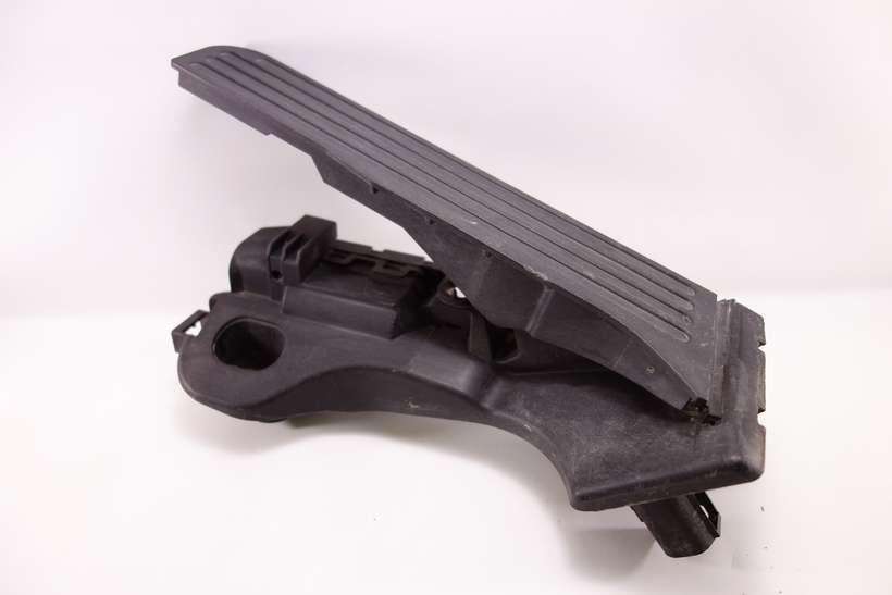 Pedal acelerador VW  Caddy 1T1721503H 1T1 721 503 H 6PV00868900 6PV 008 689-00 - foto 1
