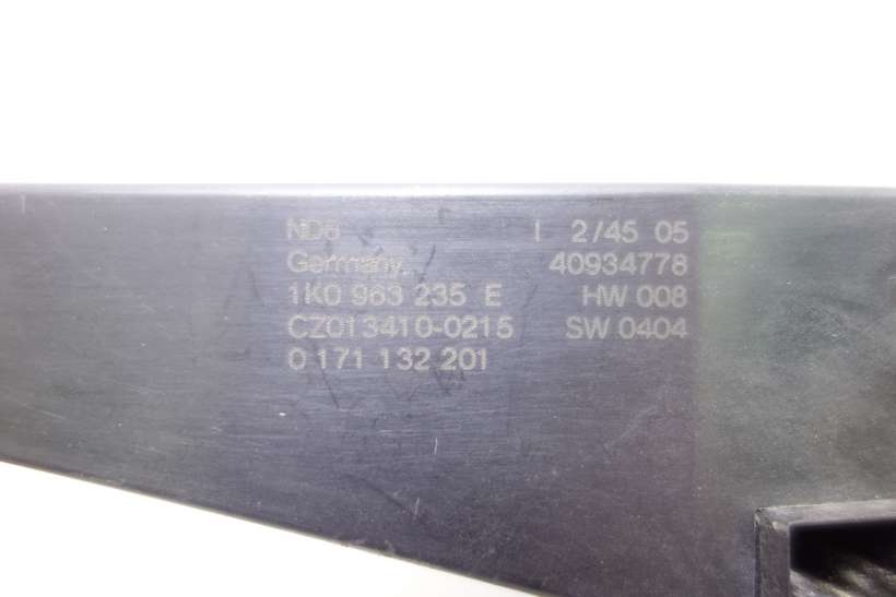 Módulo de calefaccion Audi VW Skoda 1K0963235E 1K0 963 235 E 0171132201 0 171 132 201 40934778 - foto 2