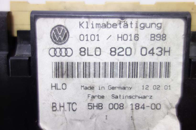 Panel de clima Audi A3 8L0820043H 8L0 820 043H 5HB00818400 5HB 008 184-00 - foto 3
