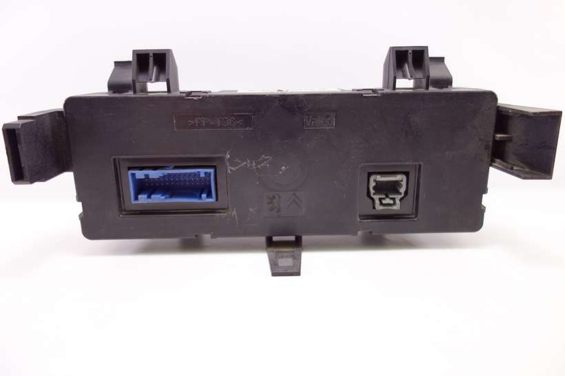 Panel de clima Citroen 96377774XT 69210001 F664481M - foto 2