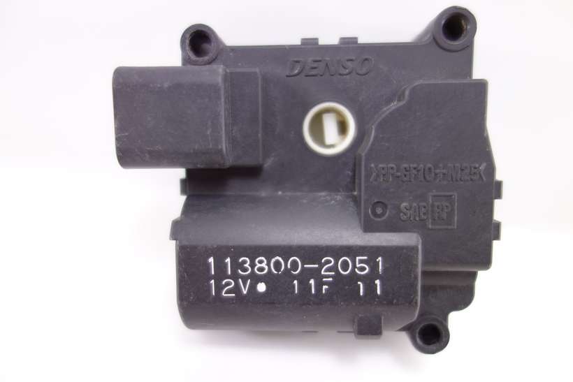 Servomotor de calefaccion Toyota Avensis 1138002051 113800-2051 - foto 1