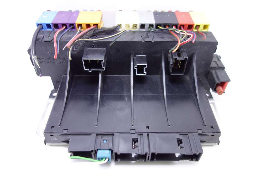 Caja de fusibles Mercedes W220 A0205451732 A 020 545 17 32 0025452001 002 545 20 01 LK 05045110 05 0451 10 - foto 1