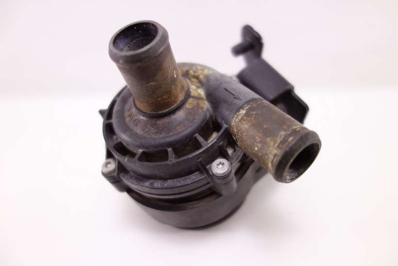 Bomba de limpia Mercedes Benz W251 A2118350264 A 211 835 02 64 ZSB0392023001 ZSB 0 392 023 001 A2118350028 A 211 835 00 28 3130591163 3 130 591 163 - foto 1