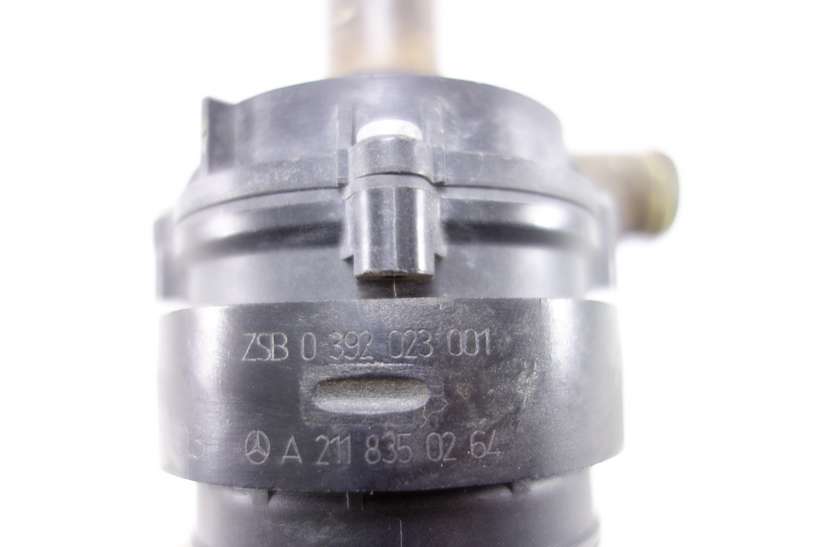 Bomba de limpia Mercedes Benz W251 A2118350264 A 211 835 02 64 ZSB0392023001 ZSB 0 392 023 001 A2118350028 A 211 835 00 28 3130591163 3 130 591 163 - foto 2