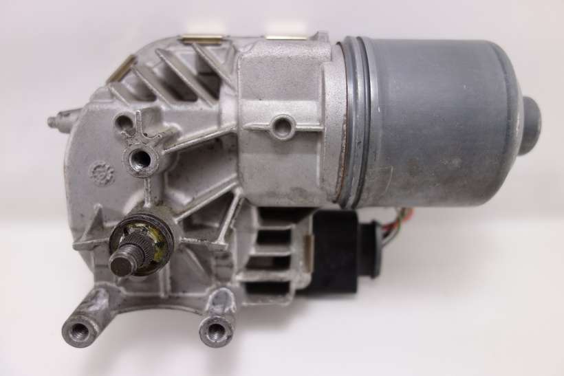 Motor limpiaparabrisas Seat Leon 1P0955120A Bosch 1397220535 1 397 220 535 0728858277 1137328333 - foto 1