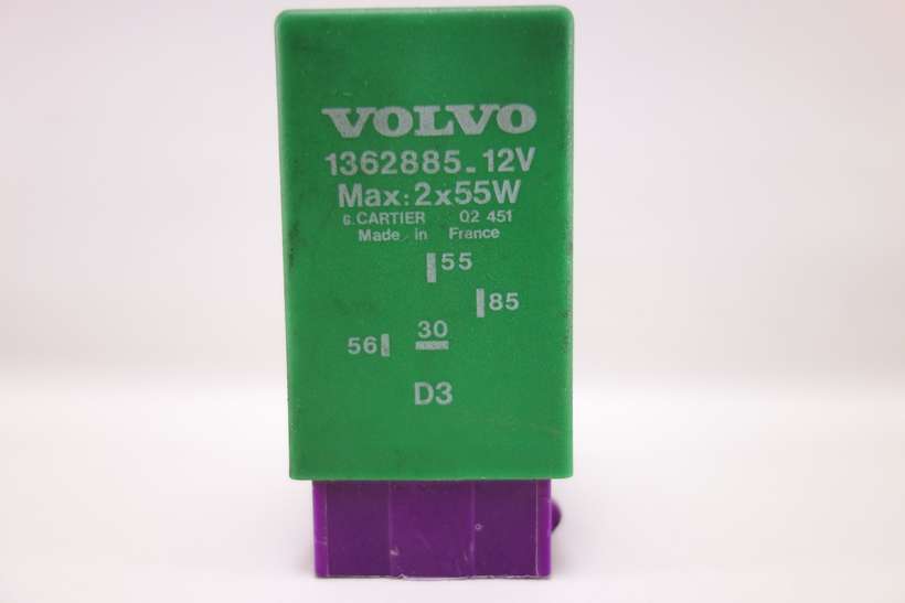 Relé Volvo 1362885 136288512V G. Cartier - foto 1