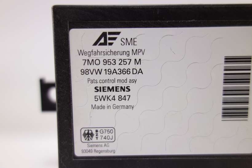 Modulo de inmobilizador Volkswagen Sharan 98VW19A366DA 98VW 19A366 DA 7M0953257M 7M0 953 257 M 7MO953257M 7MO 953 257 M Siemens 5WK4847 5WK4 847 - foto 2