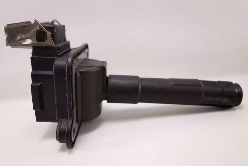 Bobina de encendido VW Mitsubishi Audi 0986221011 0 986 221 011 Bosch - foto 1
