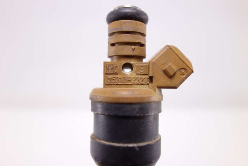 Inyector de combustible Hyundai Elantra 3531023210 35310-23210 Bosch 9250930019 9 250 930 019 - foto 2
