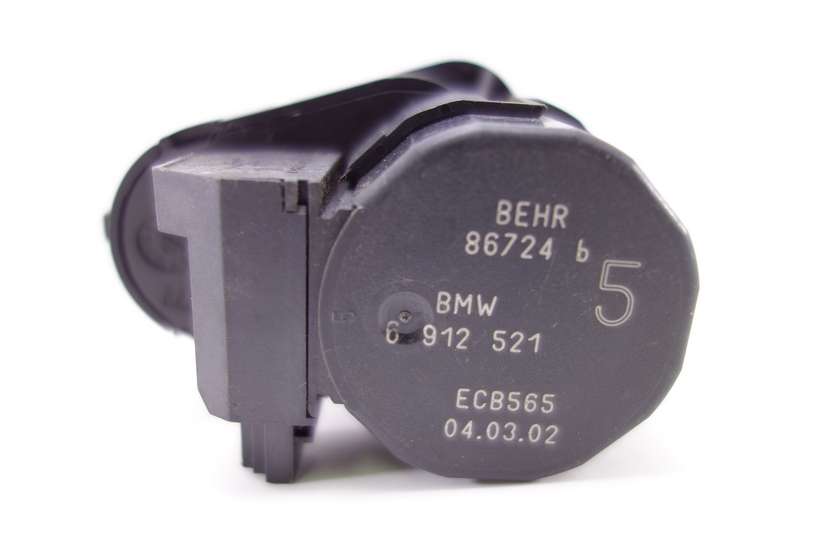 Servomotor de calefaccion BMW E46 6912521 86724B ECB565 - foto 1