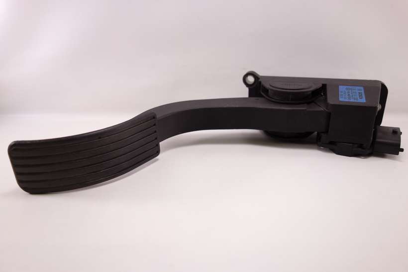 Pedal acelerador Kia Carnival OK53C41600 OK53C 41 600 Bosch 0281002541 0 281 002 541 389302008 389 302008 - foto 1