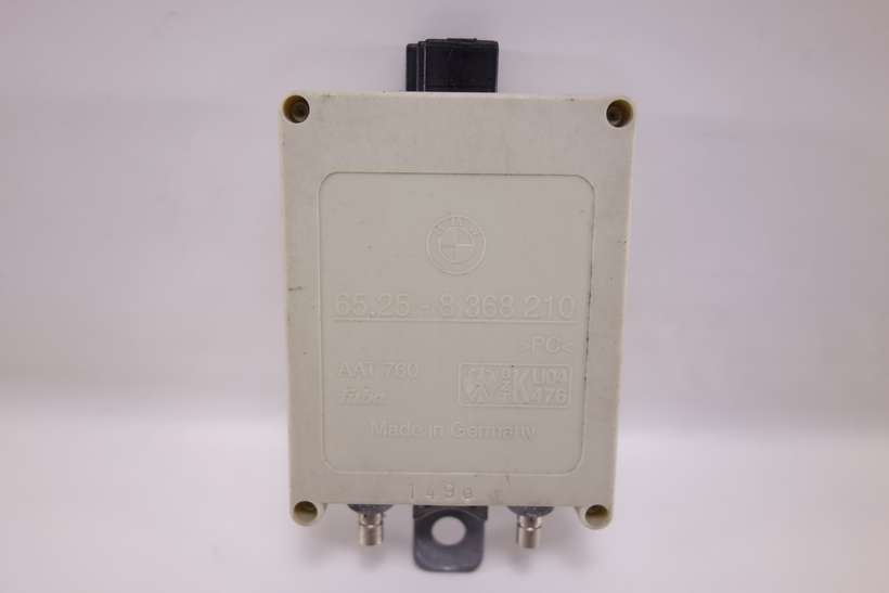 Amplificador de antena BMW E46 65258368210 65.25-8 368 210 - foto 1
