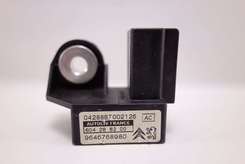 Sensor de airbag Citroen C4 Peugeot 307 9646768980 Autoliv 604288200 604 28 82 00 AC - foto 1