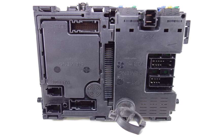 Caja de fusibles Peugeot Citroen 962646088003 9626460880 03 Siemens S118790300A S118790300 A B2 - foto 1